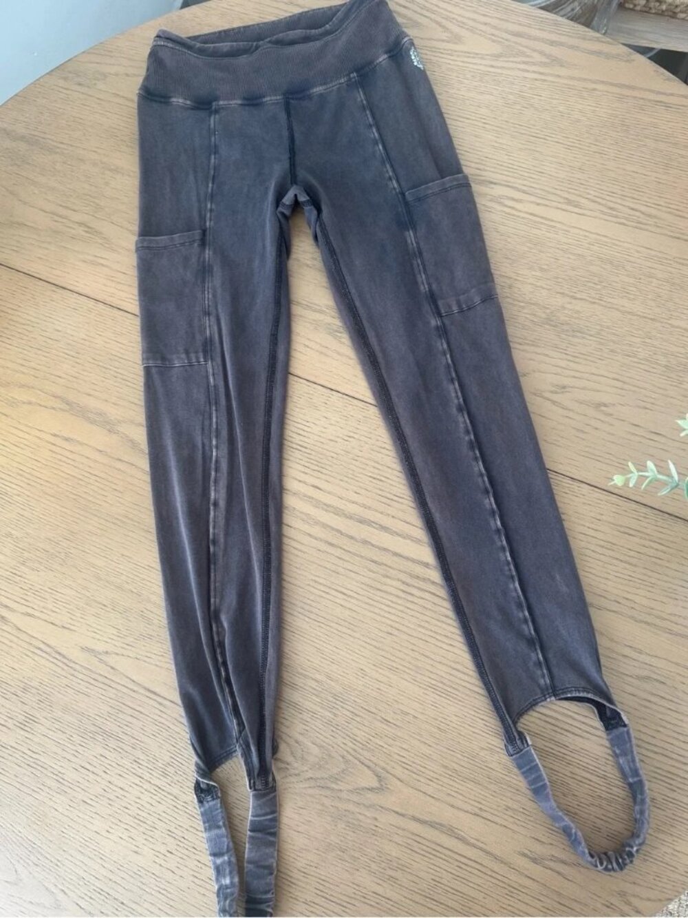 Free People Hot Shot Infinity Stirrup Leggings Size XS - Picture 2 of 7
